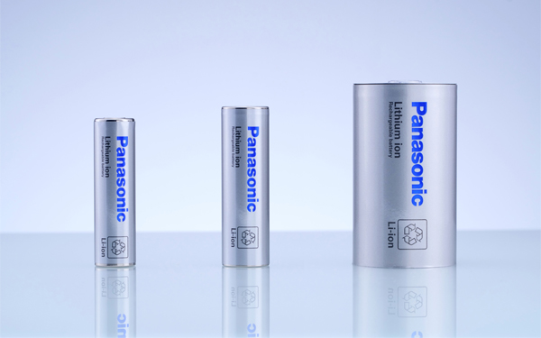 Photo:Panasonic Energy Automotive Lithium-ion Battery series
