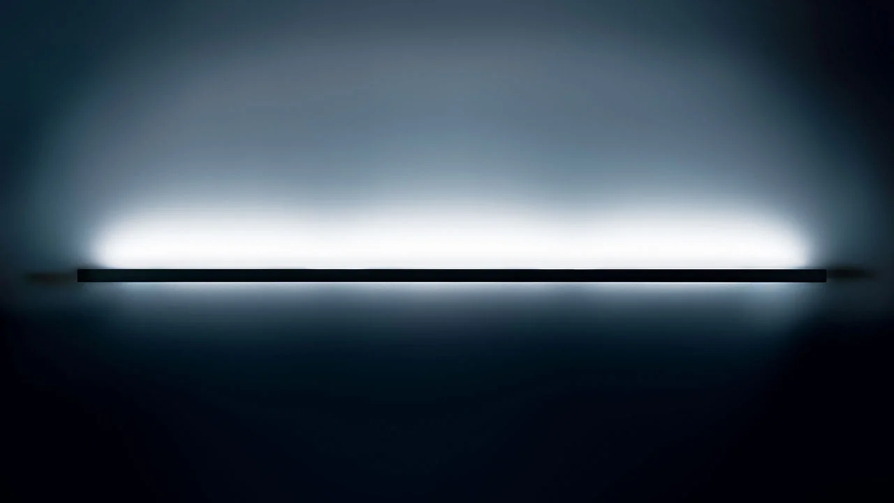 Line emission in a blue-dark space.
