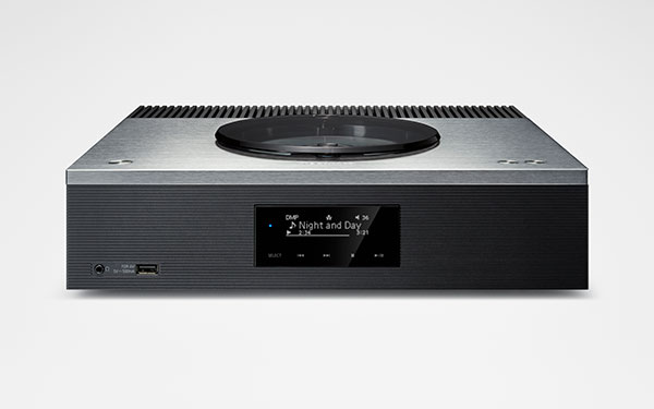 Photo: Technics Premium Class Network CD Receiver