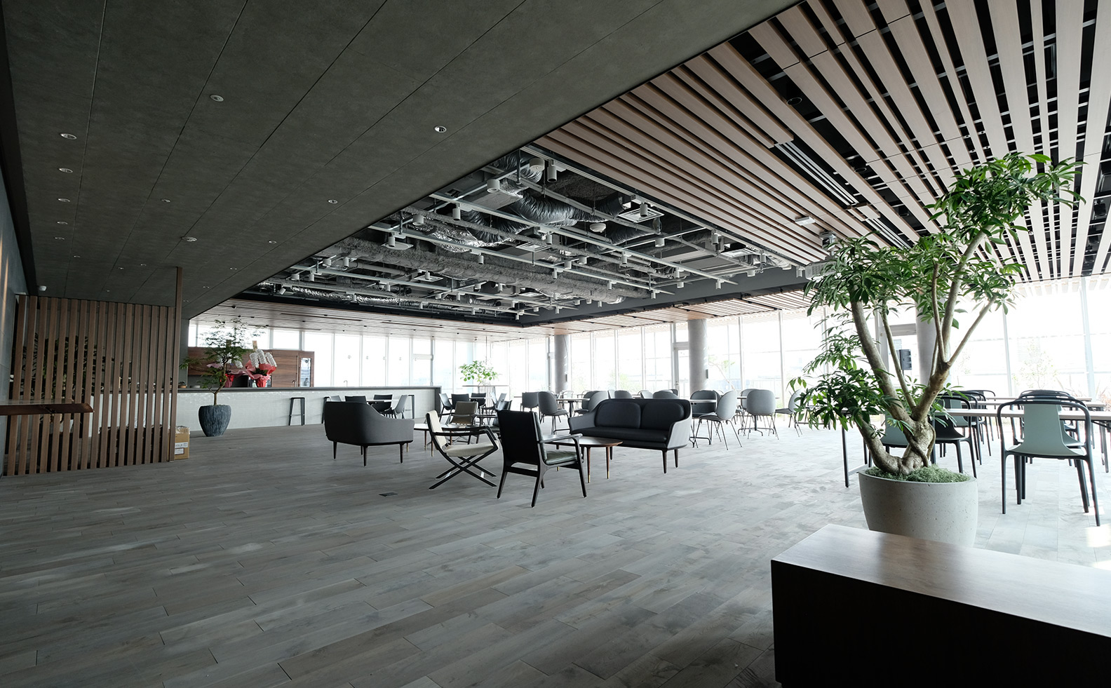 Photo: Office area, Panasonic Design Kyoto