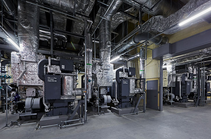 Four of Panasonic’s natural chillers (aka absorption chillers) are responsible for heating and cooling the stadium as a whole. 